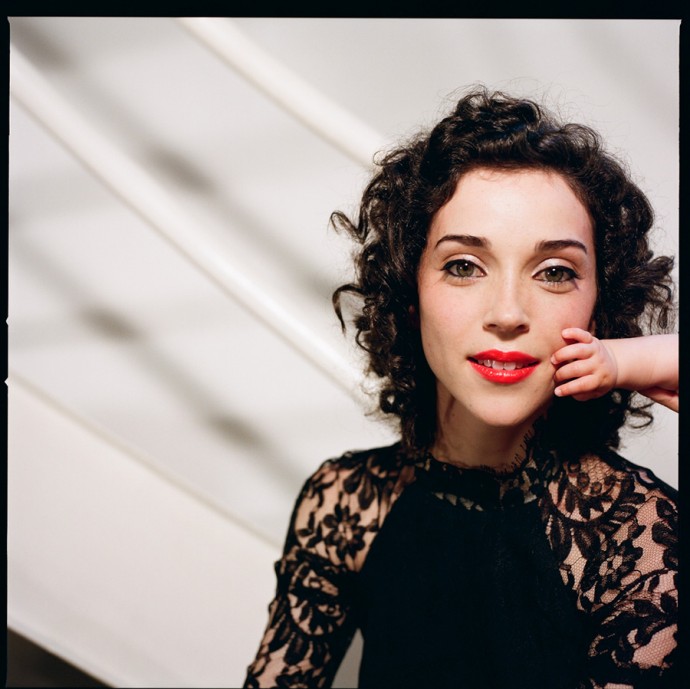 ST. VINCENT - TRE DATE IN ITALIA A FEBBRAIO!